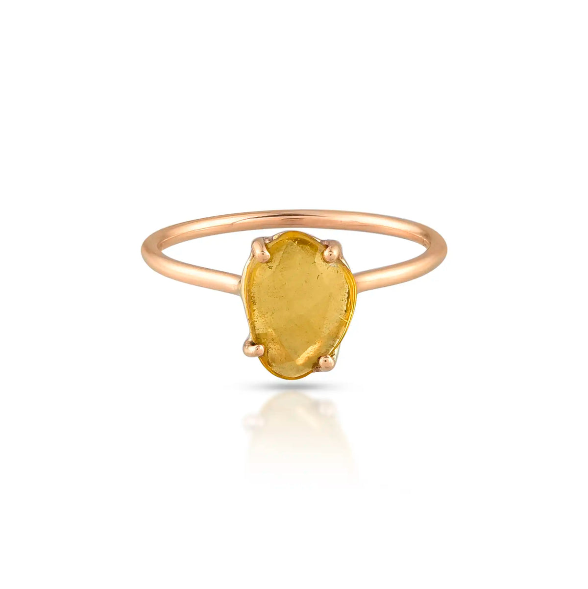 Rose gold sapphire statement ring in 18 kt