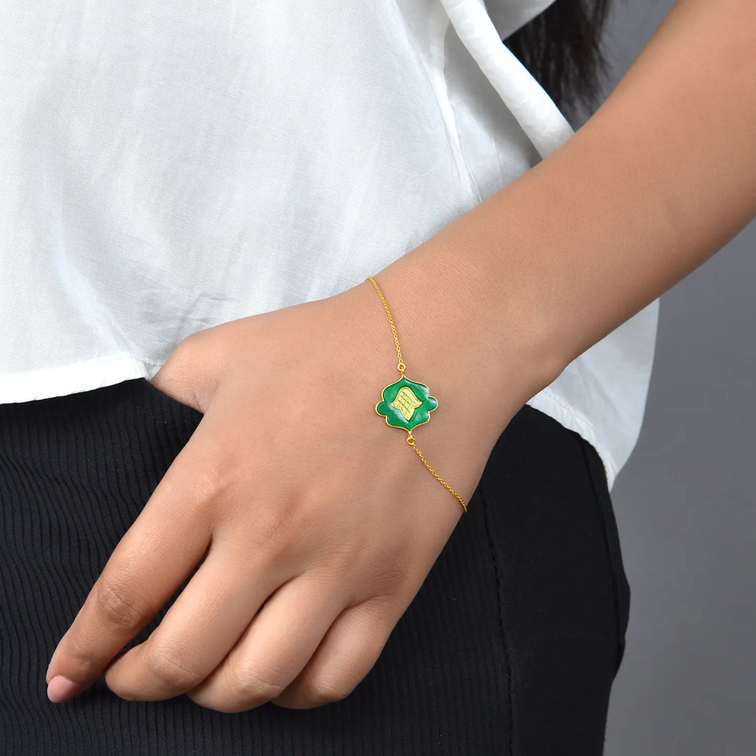 Enamel Motif Gold Bracelet in 18 Kt