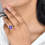 Load image into Gallery viewer, Blue Enamel Gold Ring in 18 Kt
